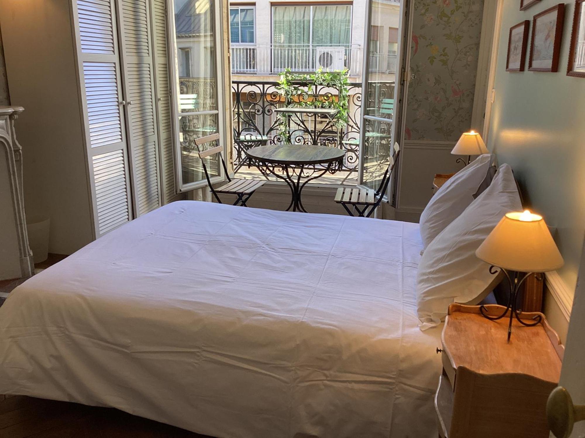 Bed And Breakfast Paris Quartier Champs-Elysees Eksteriør bilde