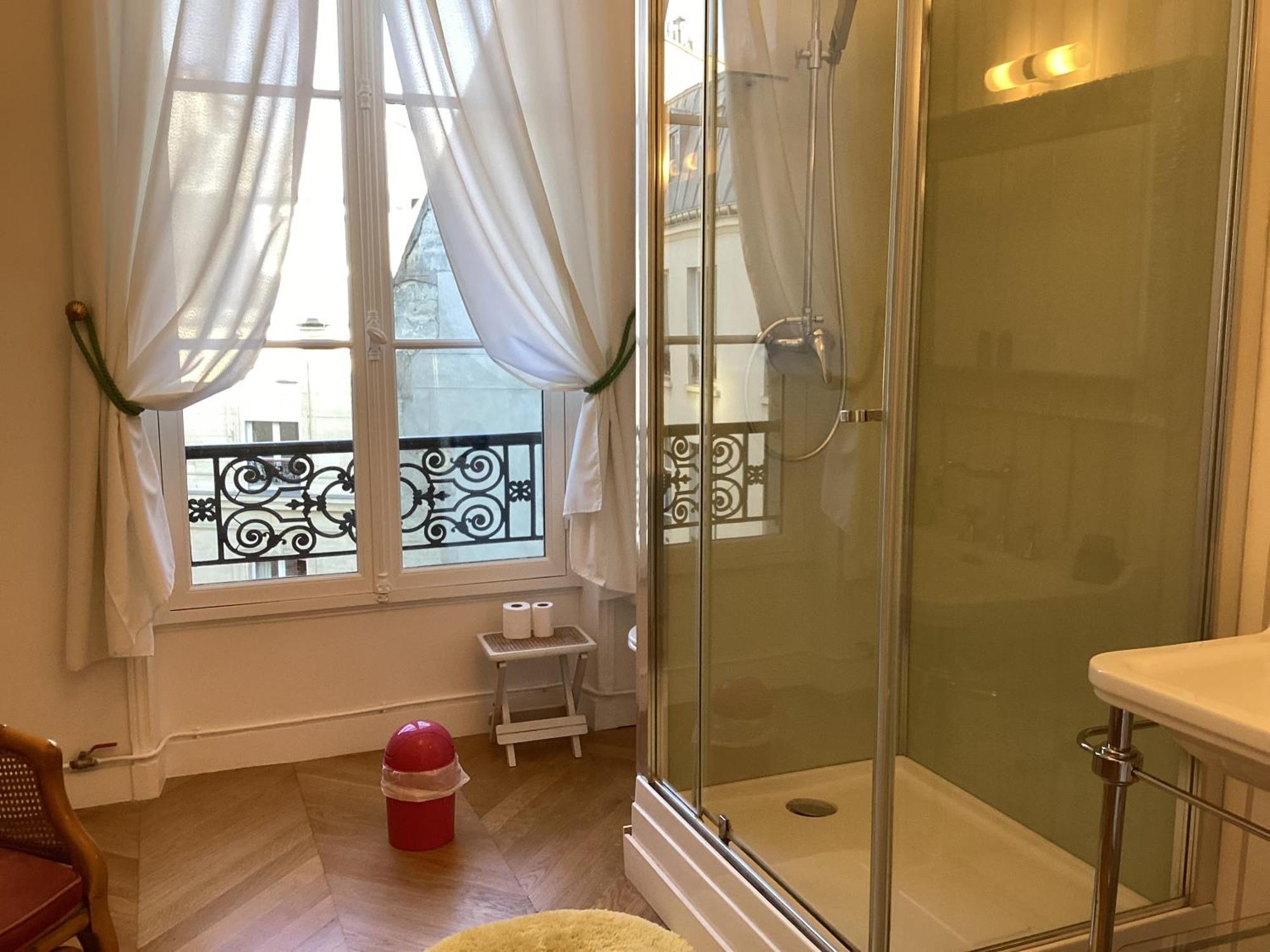 Bed And Breakfast Paris Quartier Champs-Elysees Eksteriør bilde