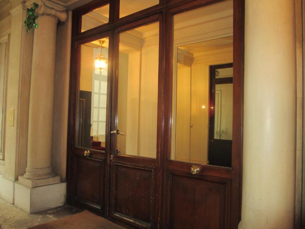 Bed And Breakfast Paris Quartier Champs-Elysees Eksteriør bilde